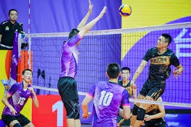 F1澳大利亚站：维斯塔潘杆位夺冠